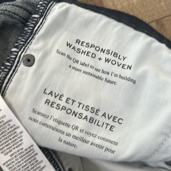 FRAME dark wash Le Sylvie jeans size 28 - Picture 9 of 11